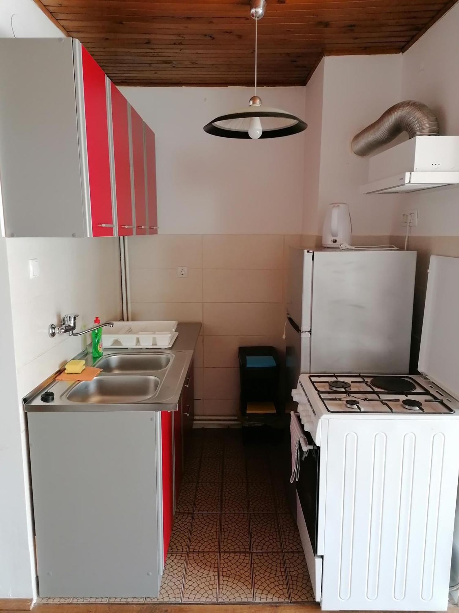 Cozy 1-Bdrm Apt In Dubec, Ideal For Work Or Study Sesvete Luaran gambar